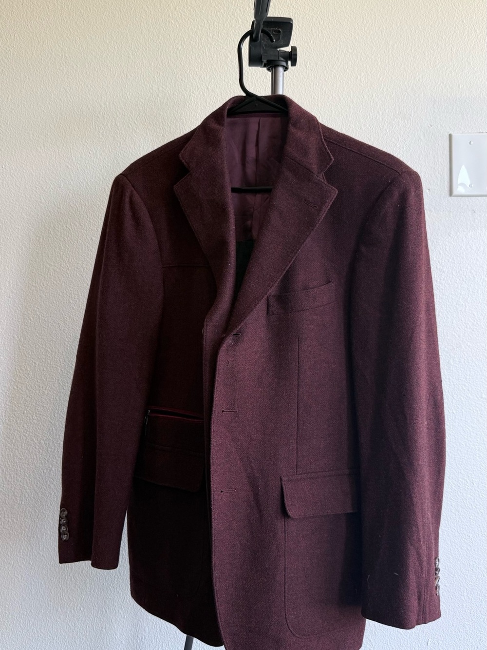 Italian Men's Burgundy premium wool Blazer - Classic 3 Button Sport Coat